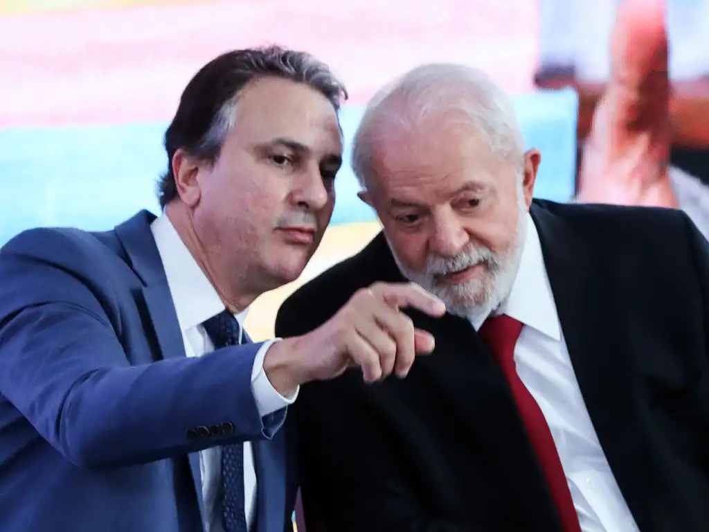 Plano de Educação do governo Lula é criticado por frentes parlamentares e juristas evangélicos