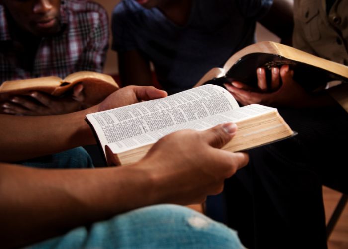 Mais de 1,25 bilhão de pessoas tiveram acesso à Bíblia Sagrada em 2023